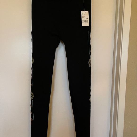 Angel + Premium Marla Embroidered Leggings - Picture 7 of 14